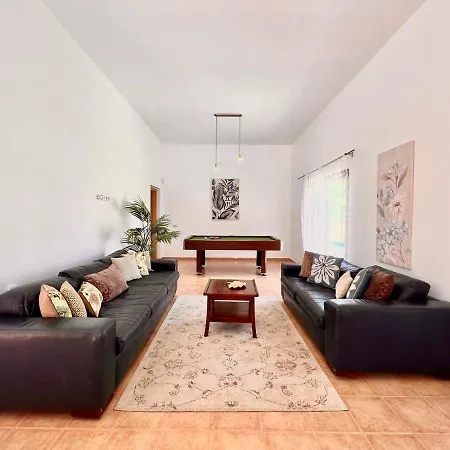 Family Villa *